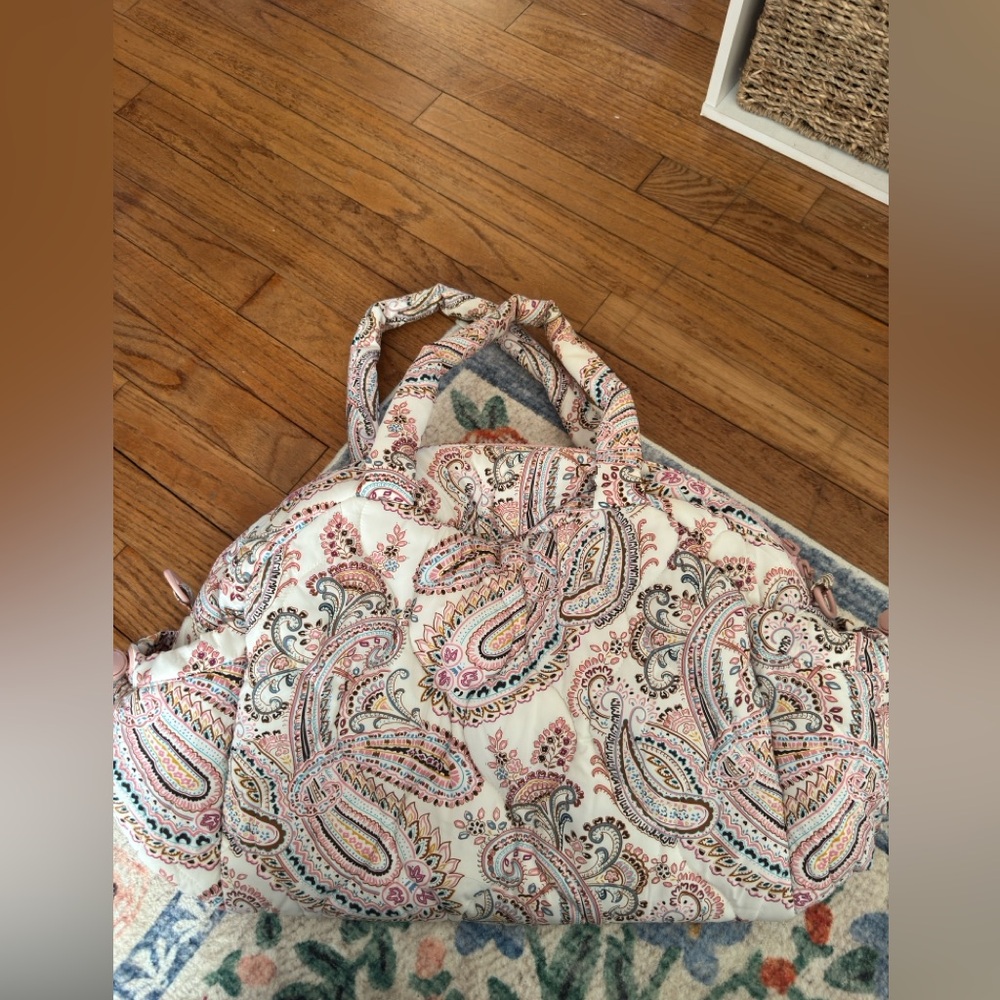 Vera Bradley Featherweight Travel Tote Sand Paisley